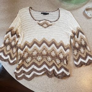 Knit patterned top
